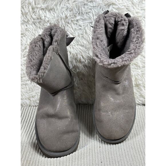UGG Women's Mini Bailey Bow Glimmer Grey Sparkle Boots Size 8 Stye 1125795 - Picture 1 of 9